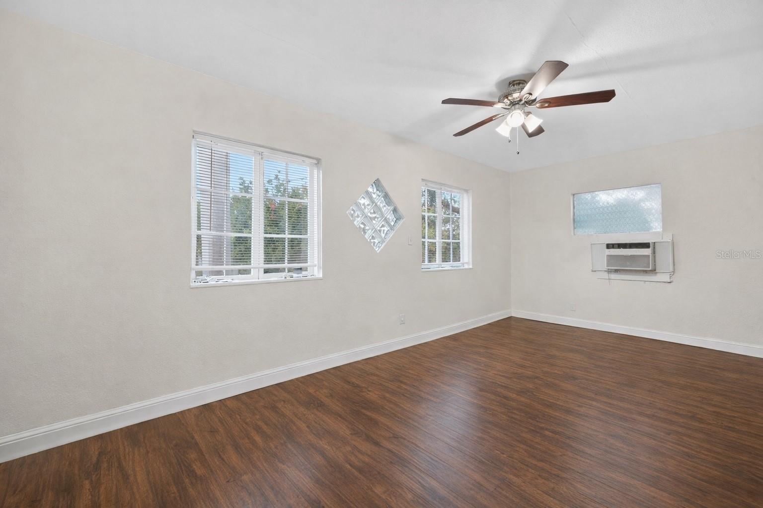 Image 16 of 22 For 1017 8th Street N