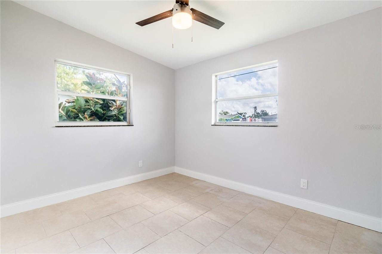 Image 10 of 19 For 3285 Port Charlotte Boulevard