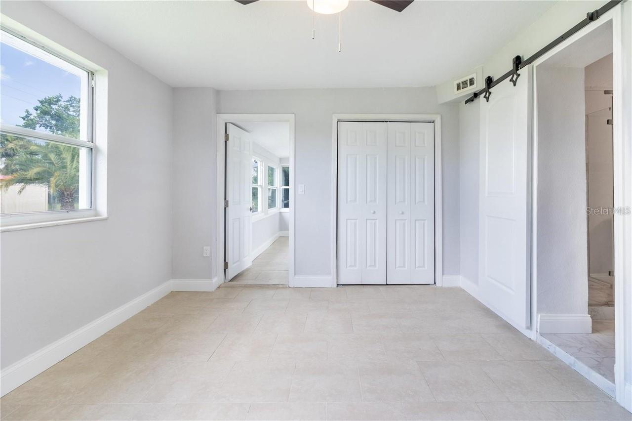 Image 8 of 19 For 3285 Port Charlotte Boulevard