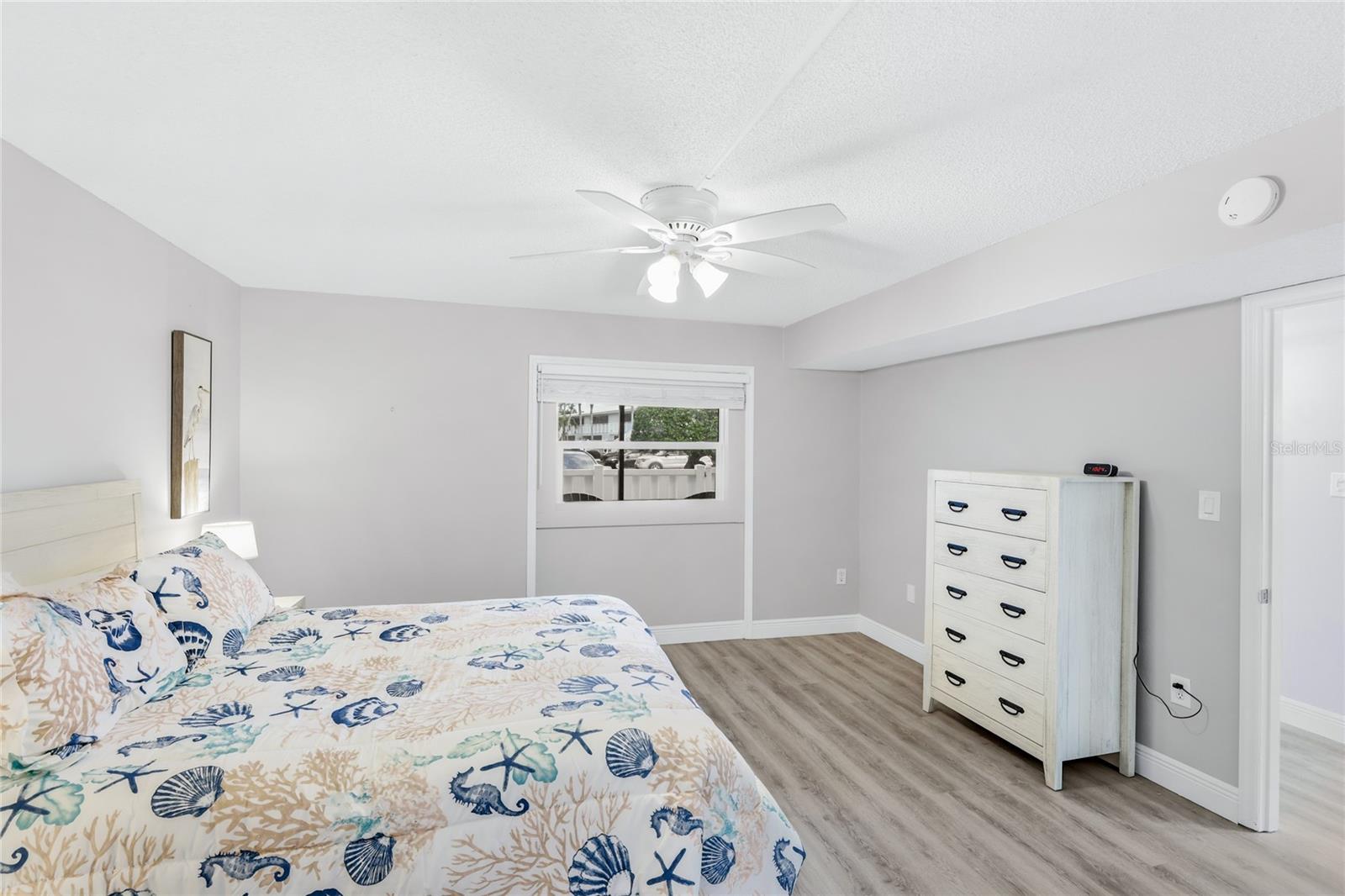 Image 21 of 28 For 600 Manatee Avenue 116