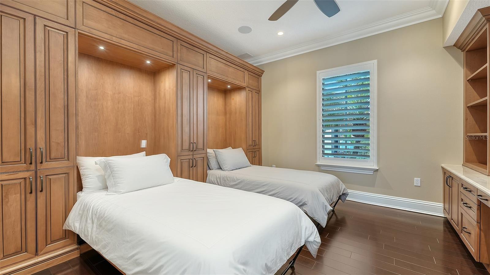 Image 40 of 100 For 230 Osprey Point Drive