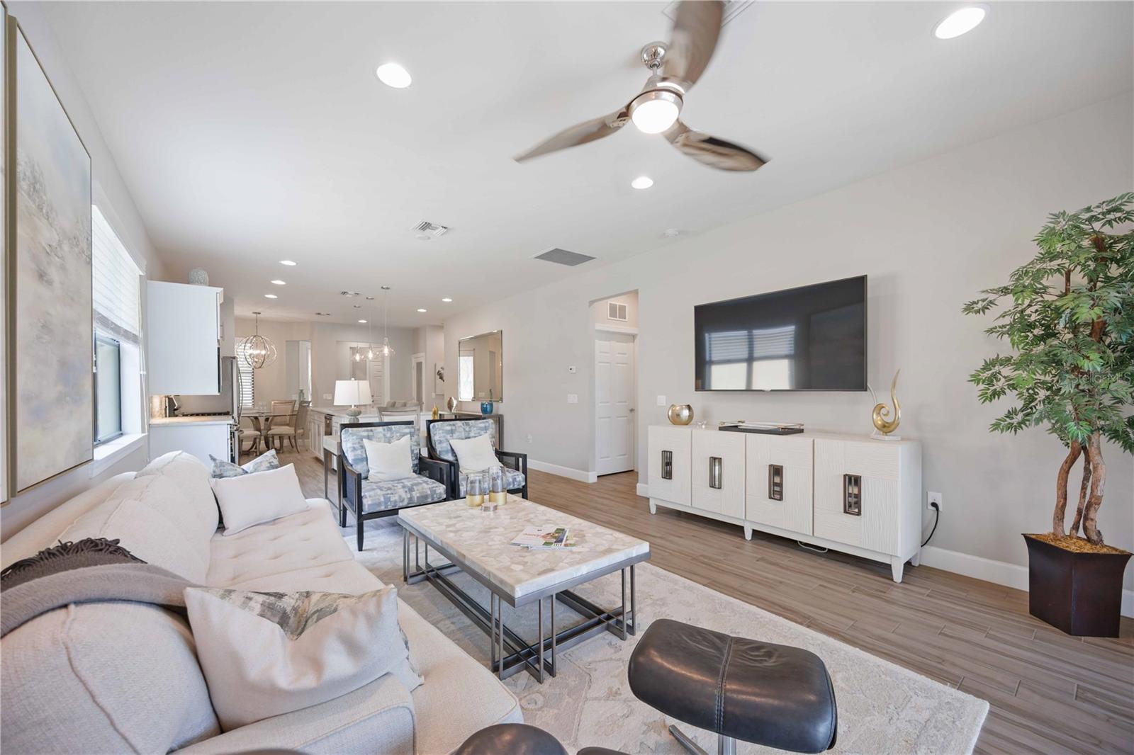 Image 18 of 64 For 16654 Blackwater Terrace