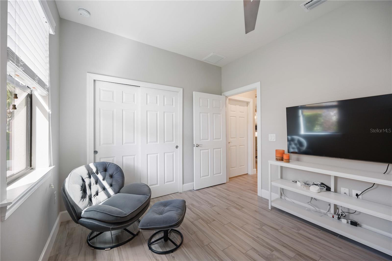 Image 23 of 64 For 16654 Blackwater Terrace