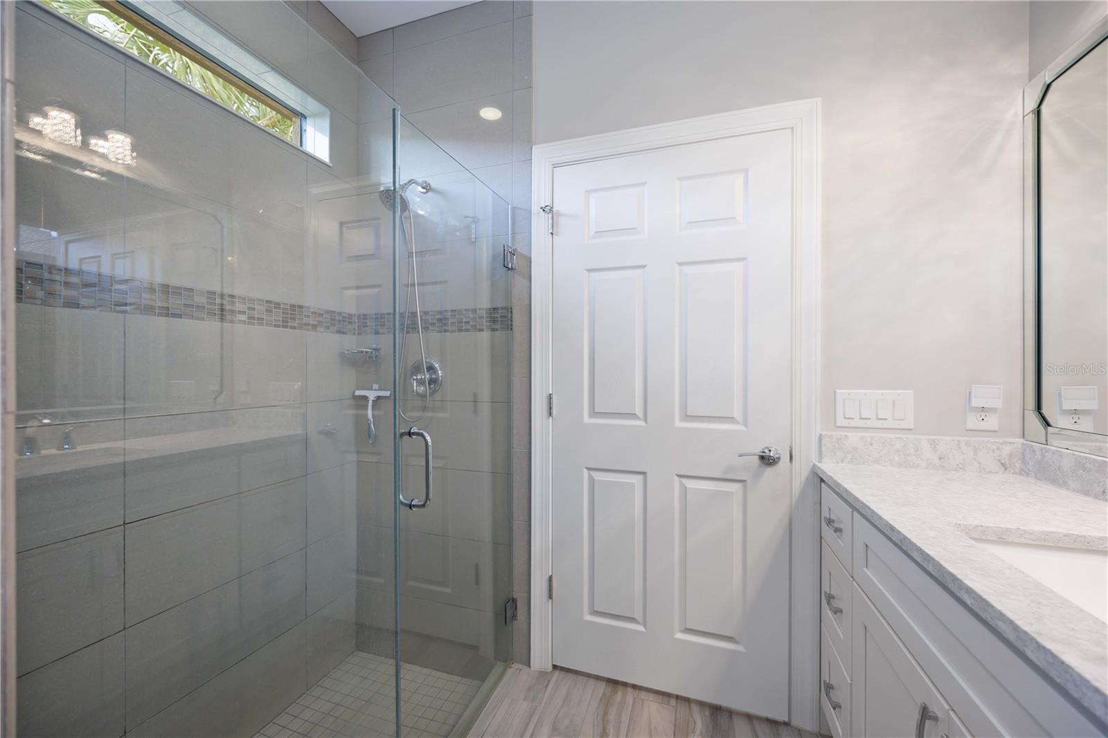 Image 25 of 64 For 16654 Blackwater Terrace