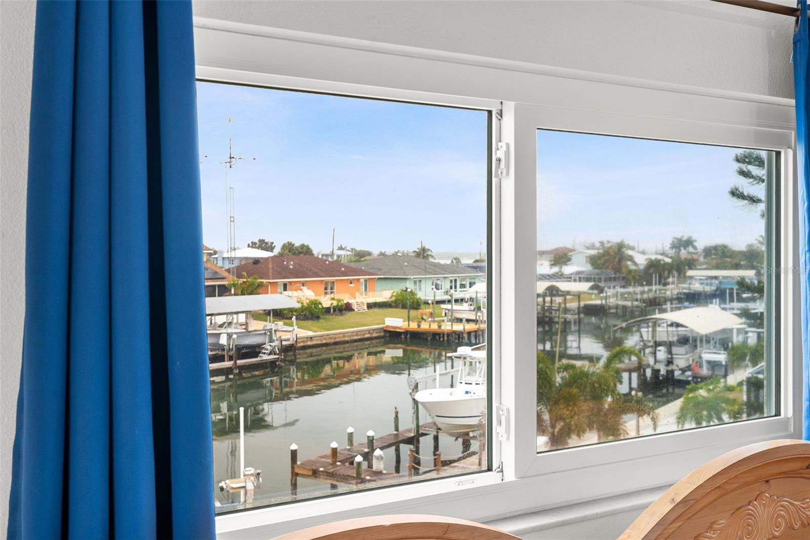 Image 22 of 47 For 4819 Palmetto Point Drive