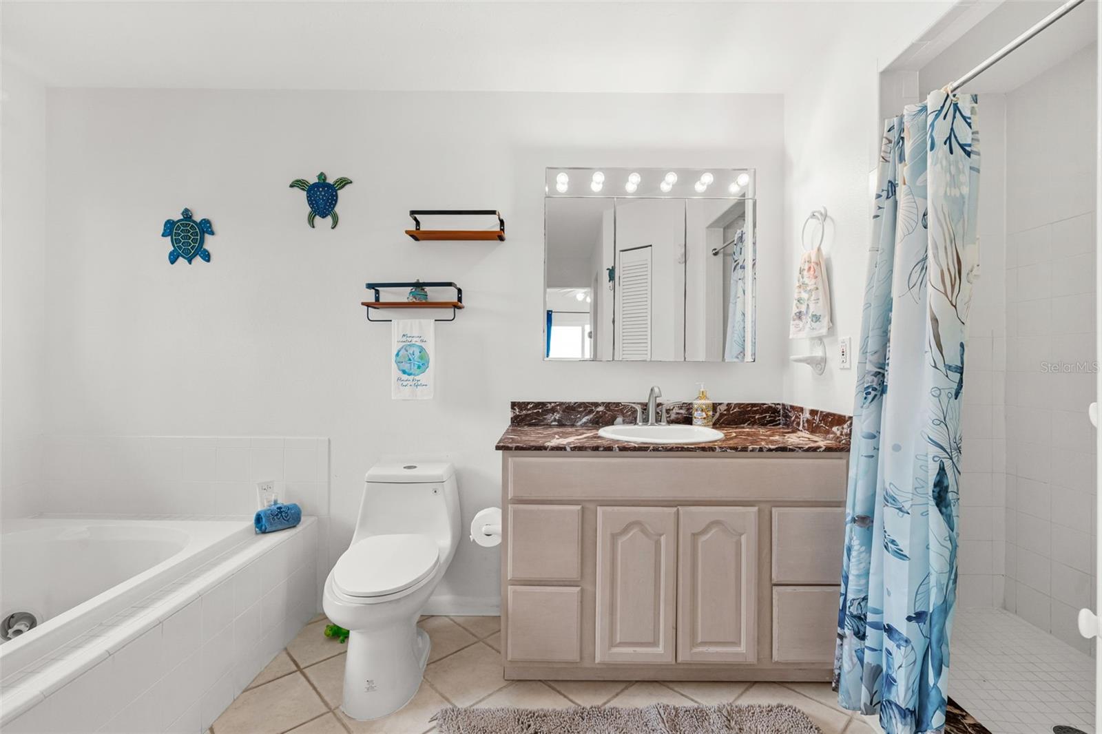 Image 23 of 47 For 4819 Palmetto Point Drive