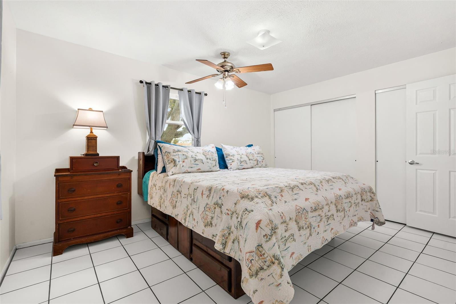 Image 27 of 47 For 4819 Palmetto Point Drive