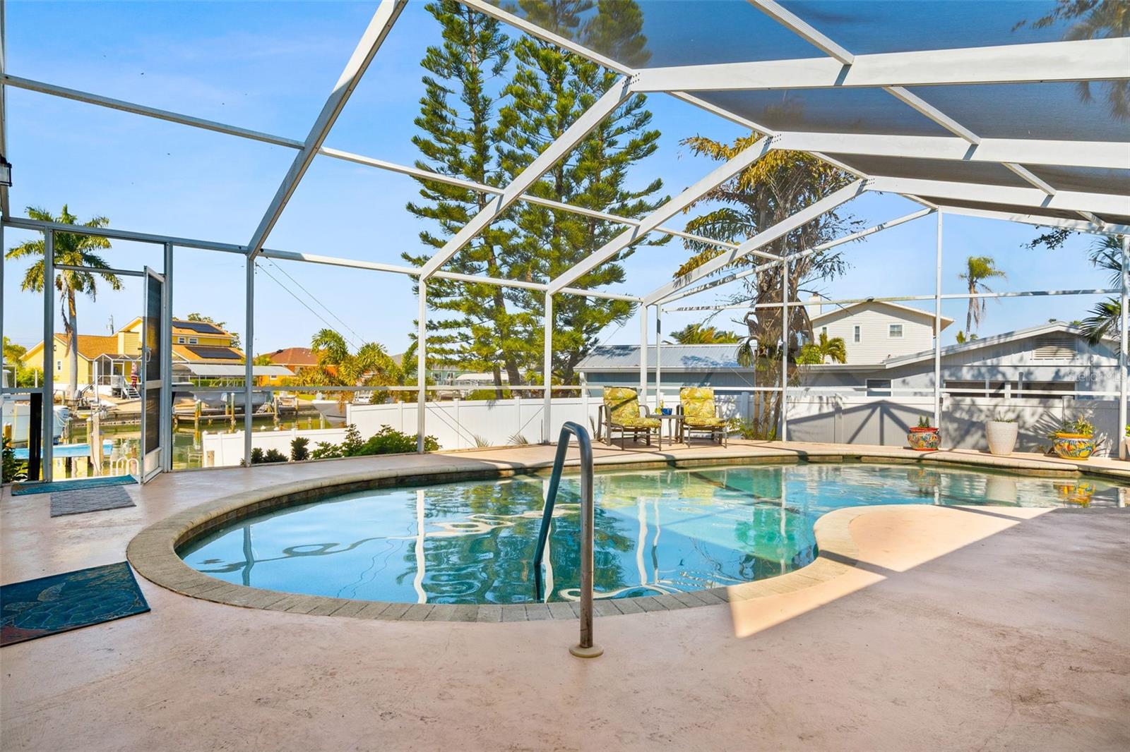 Image 33 of 47 For 4819 Palmetto Point Drive