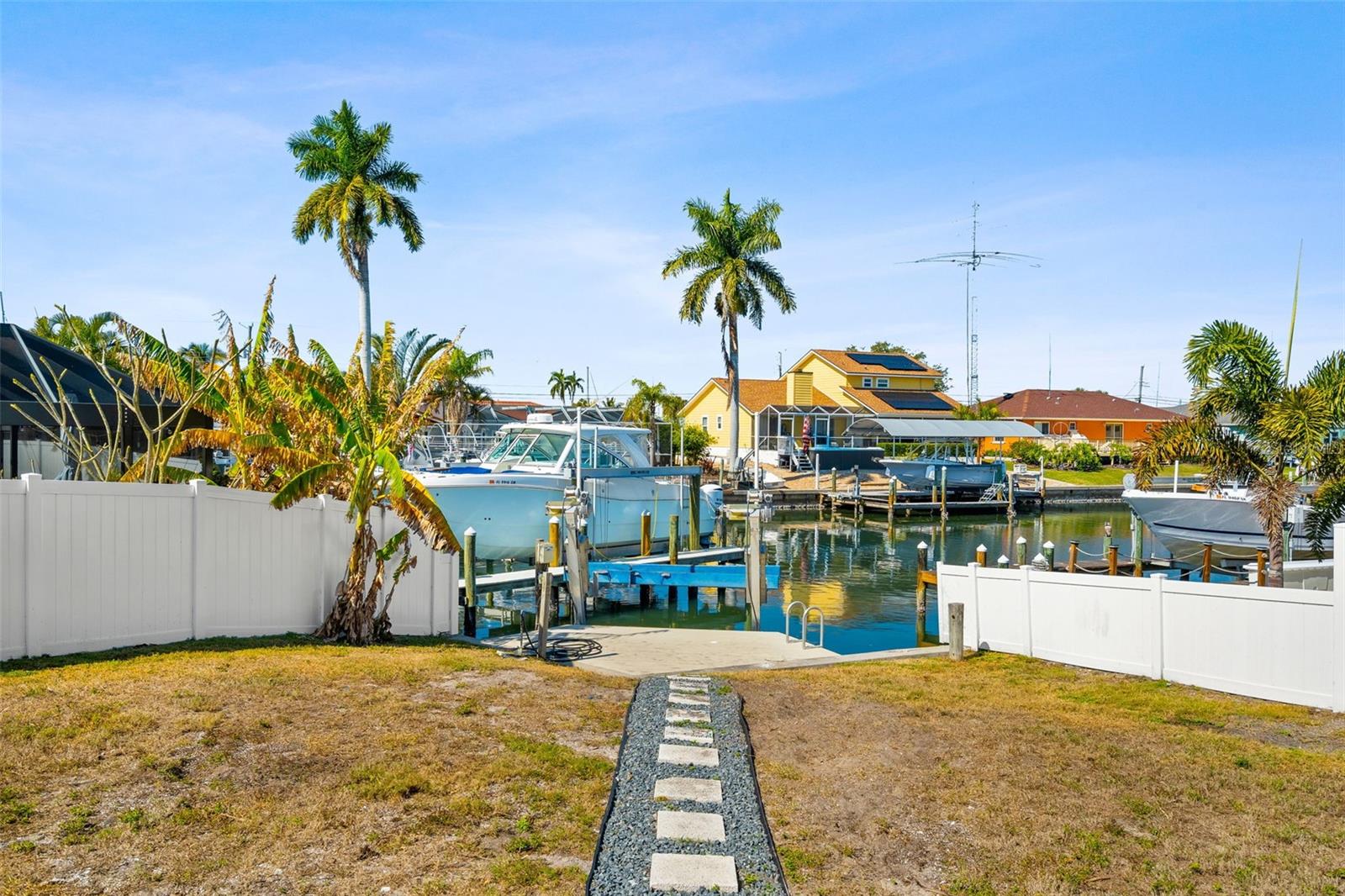 Image 38 of 47 For 4819 Palmetto Point Drive