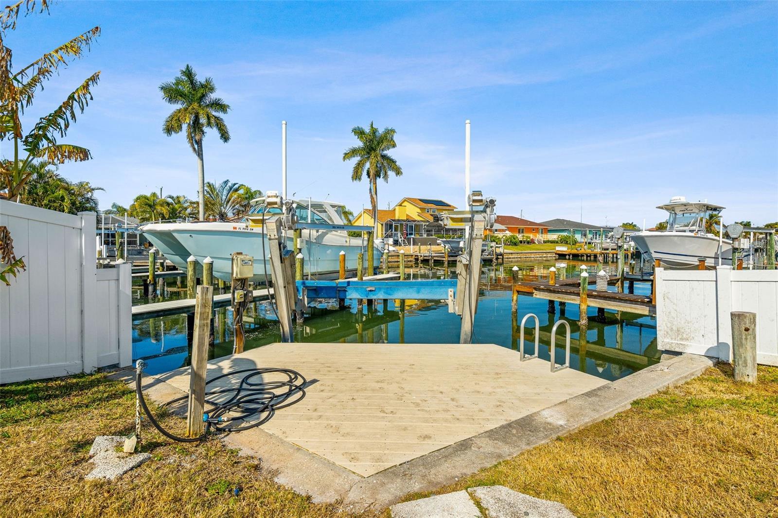 Image 39 of 47 For 4819 Palmetto Point Drive