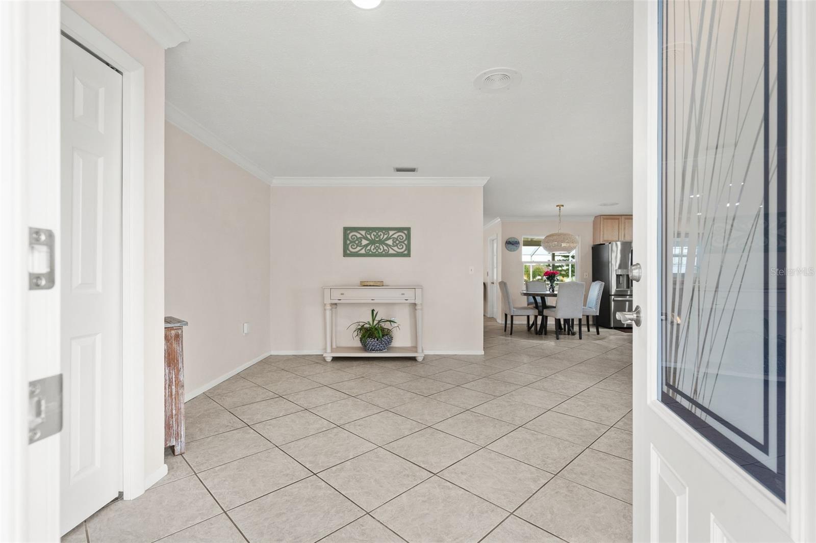 Image 4 of 47 For 4819 Palmetto Point Drive