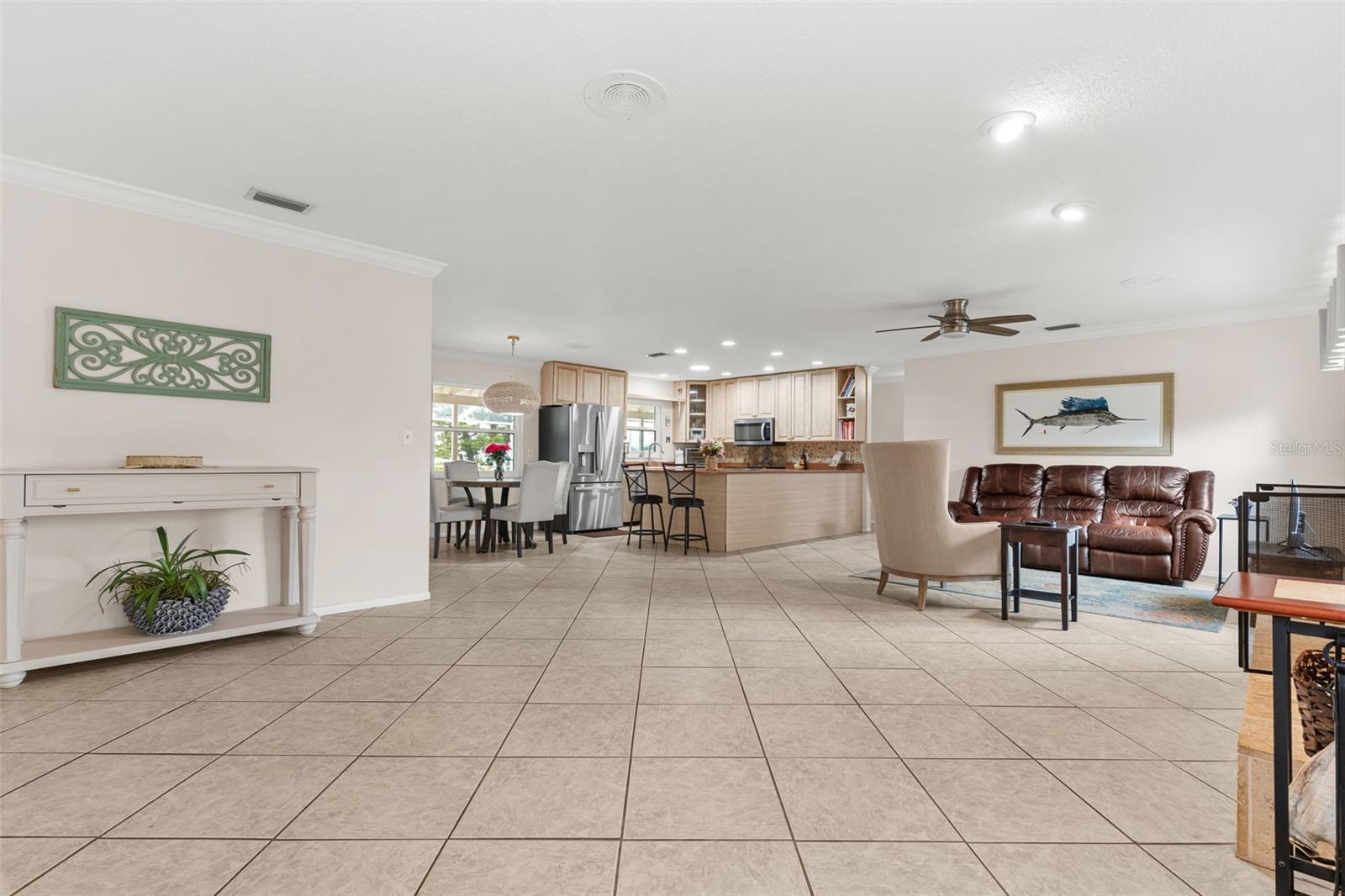 Image 5 of 47 For 4819 Palmetto Point Drive