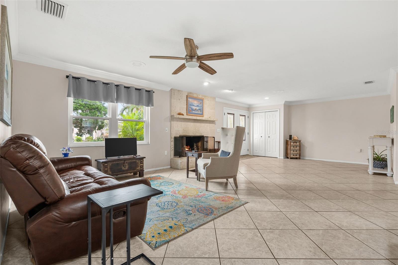 Image 7 of 47 For 4819 Palmetto Point Drive