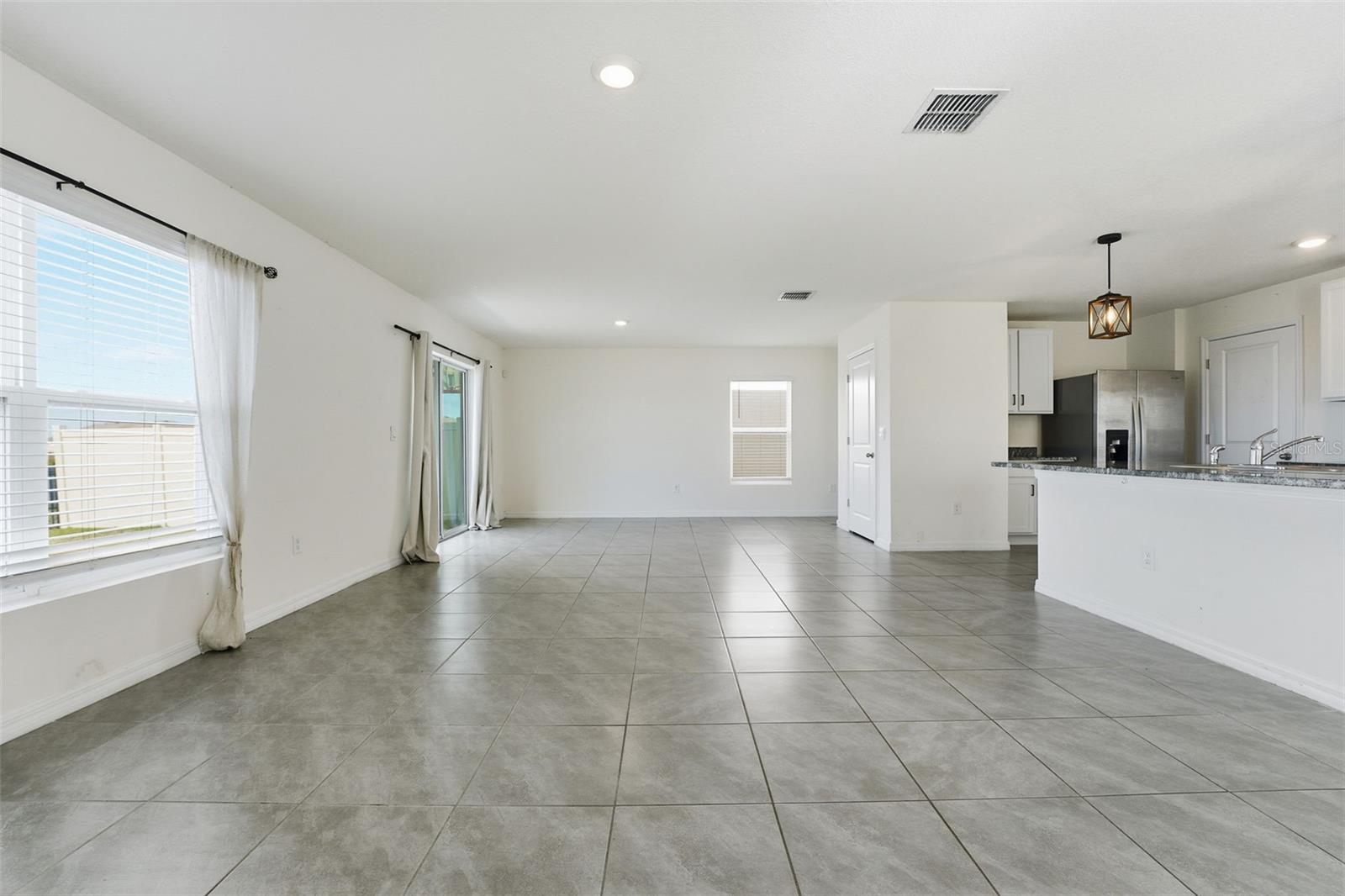 Image 12 of 51 For 10215 Charlotte Drive