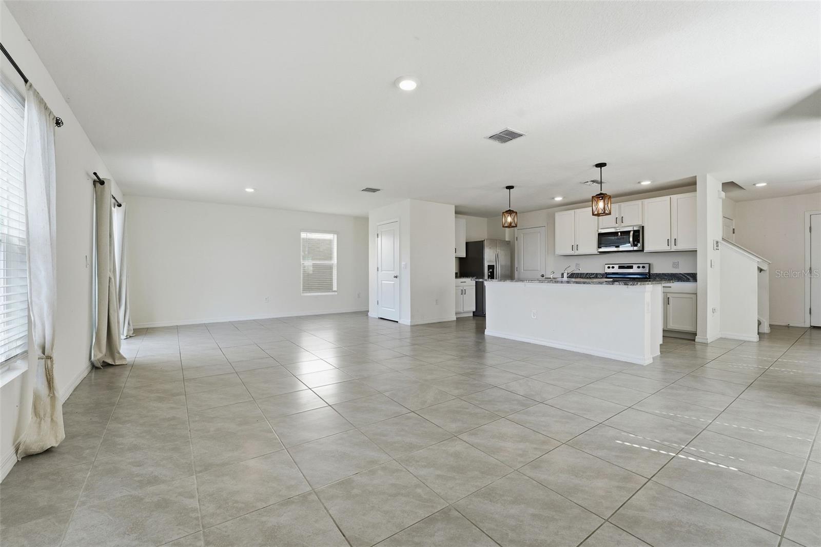 Image 13 of 51 For 10215 Charlotte Drive