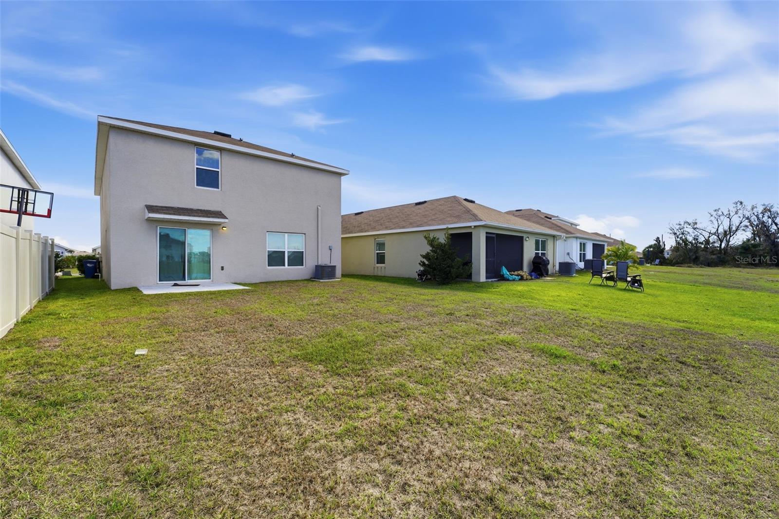 Image 34 of 51 For 10215 Charlotte Drive