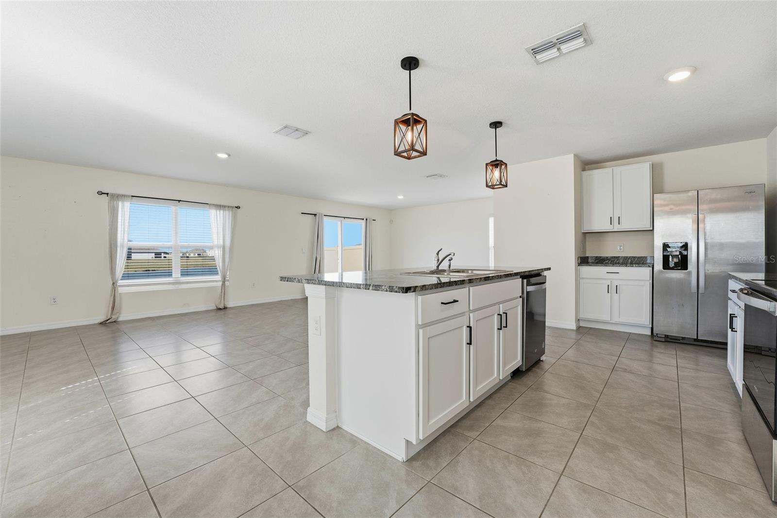 Image 5 of 51 For 10215 Charlotte Drive