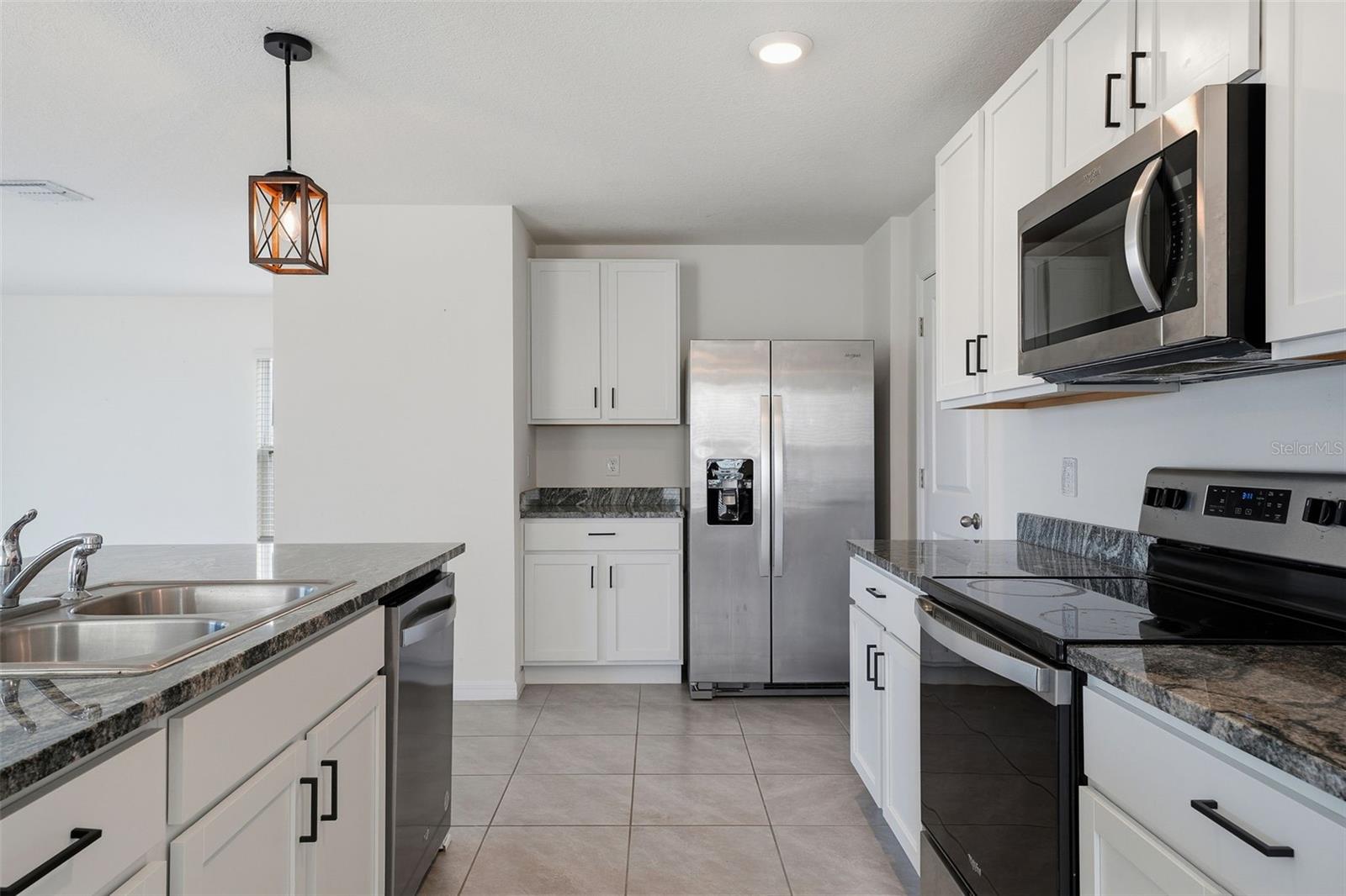 Image 7 of 51 For 10215 Charlotte Drive