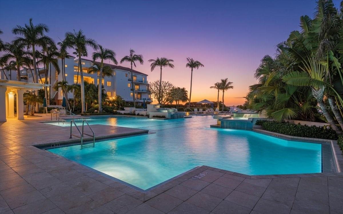 Image 43 of 46 For 380 Gulf Of Mexico Drive 515