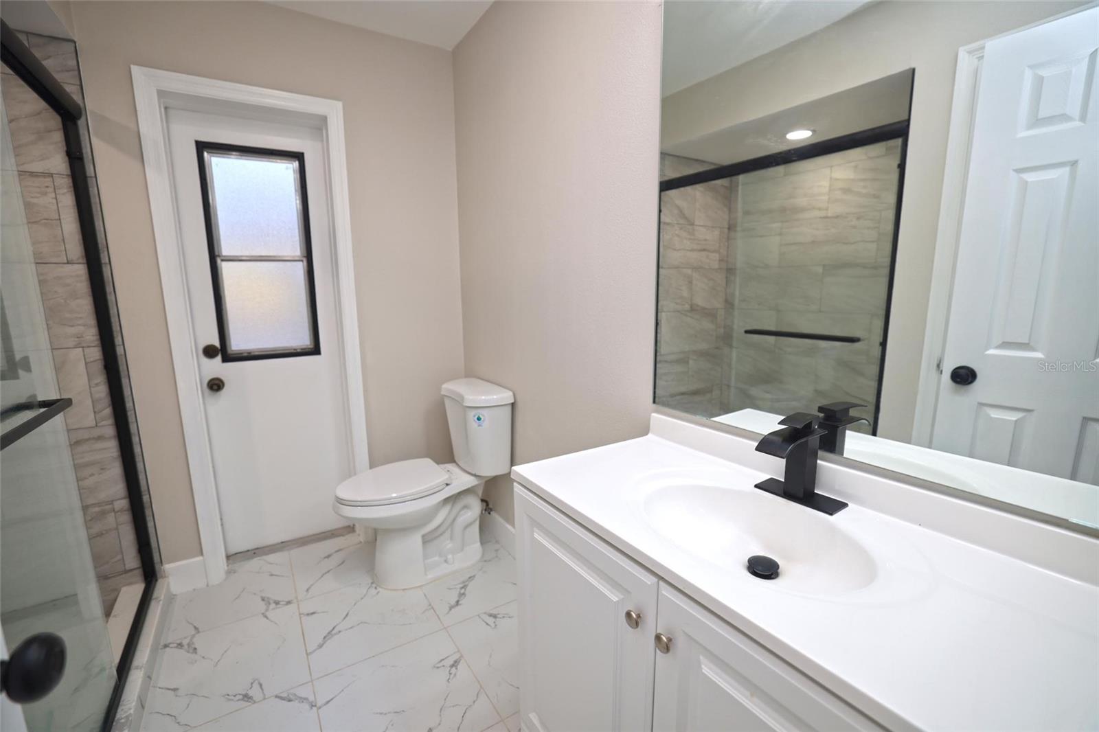 Image 26 of 59 For 5667 Creekwood Drive