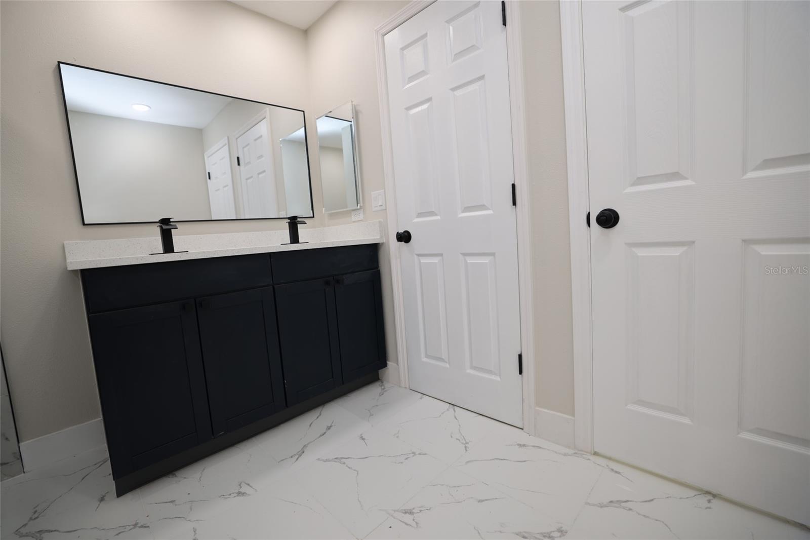 Image 49 of 59 For 5667 Creekwood Drive