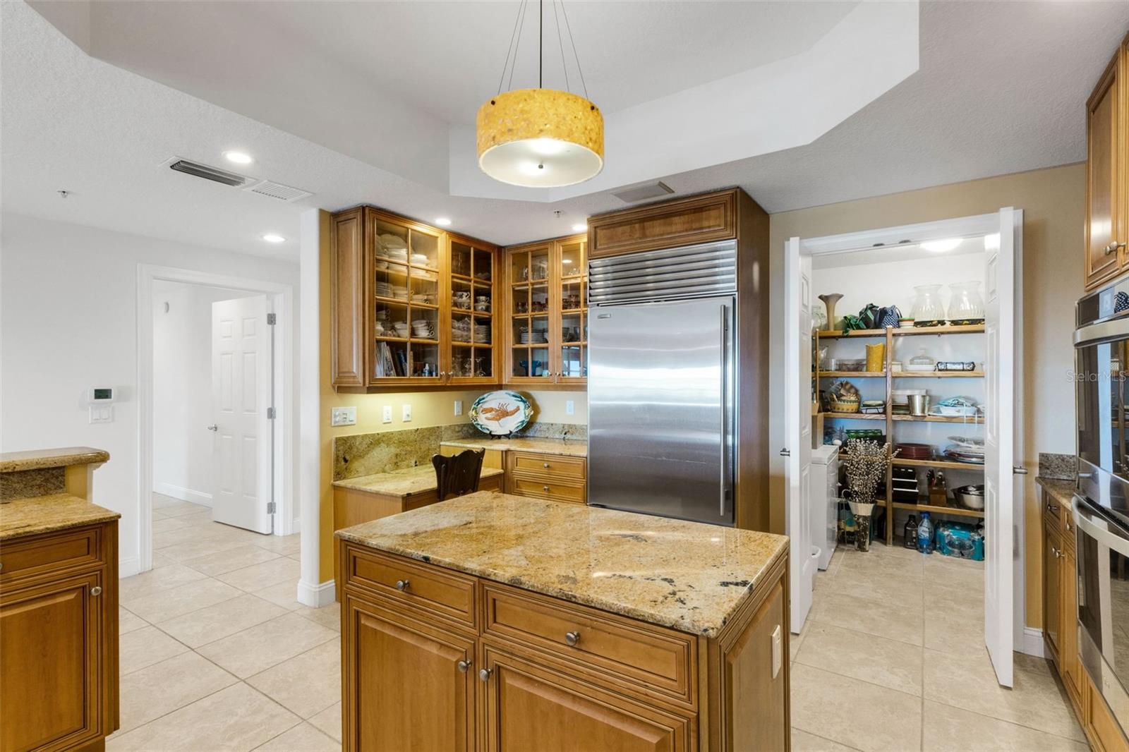 Image 28 of 98 For 505 Orange Avenue 901