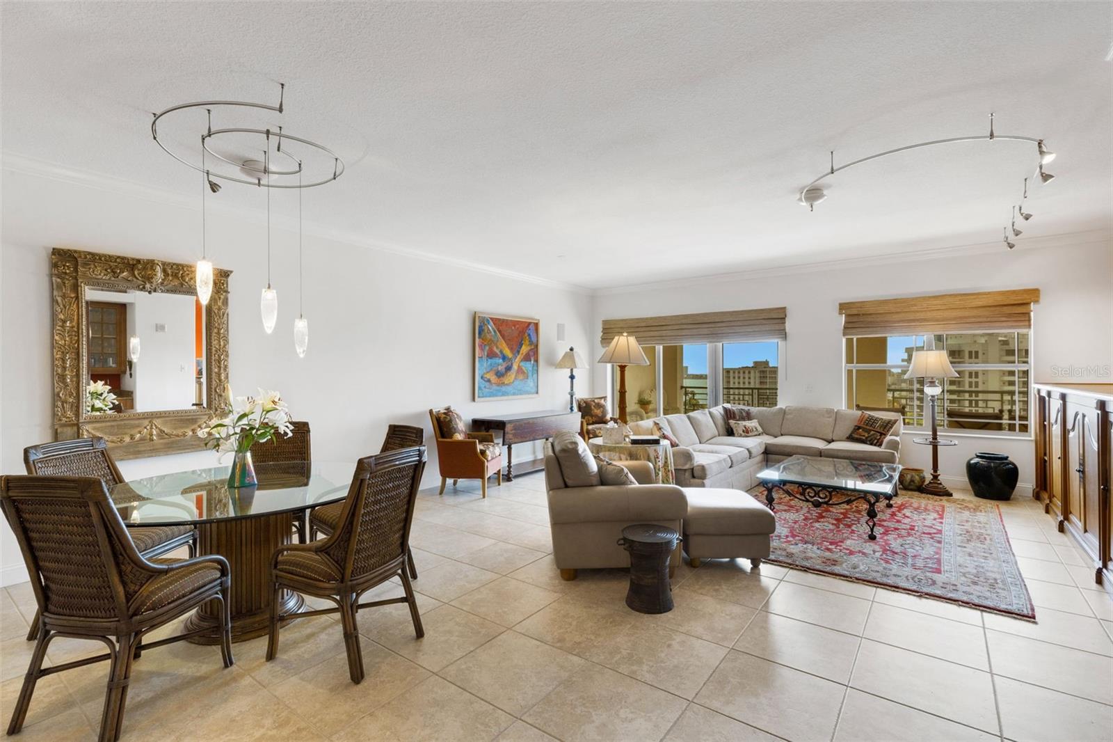 Image 34 of 98 For 505 Orange Avenue 901