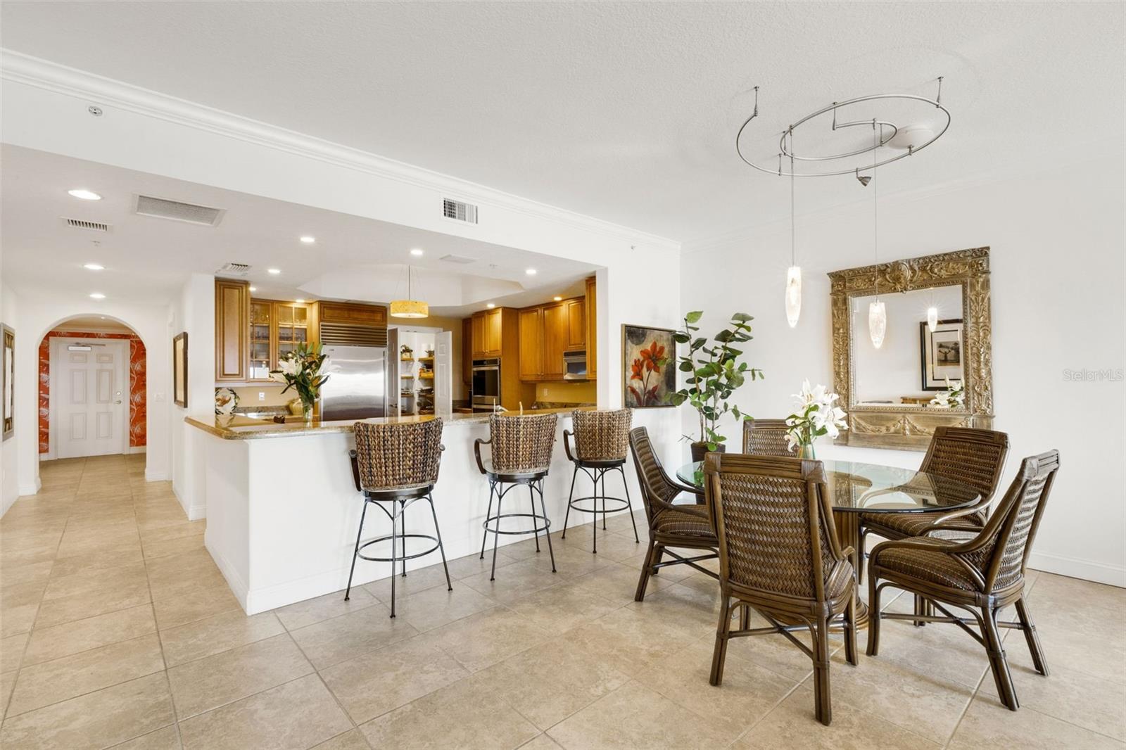 Image 35 of 98 For 505 Orange Avenue 901