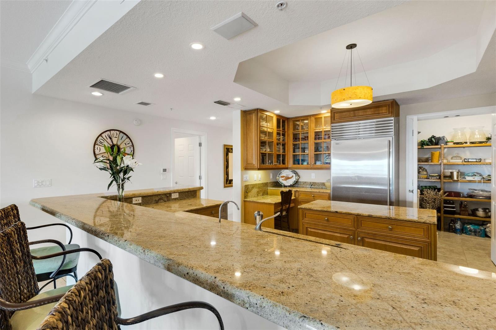 Image 36 of 98 For 505 Orange Avenue 901