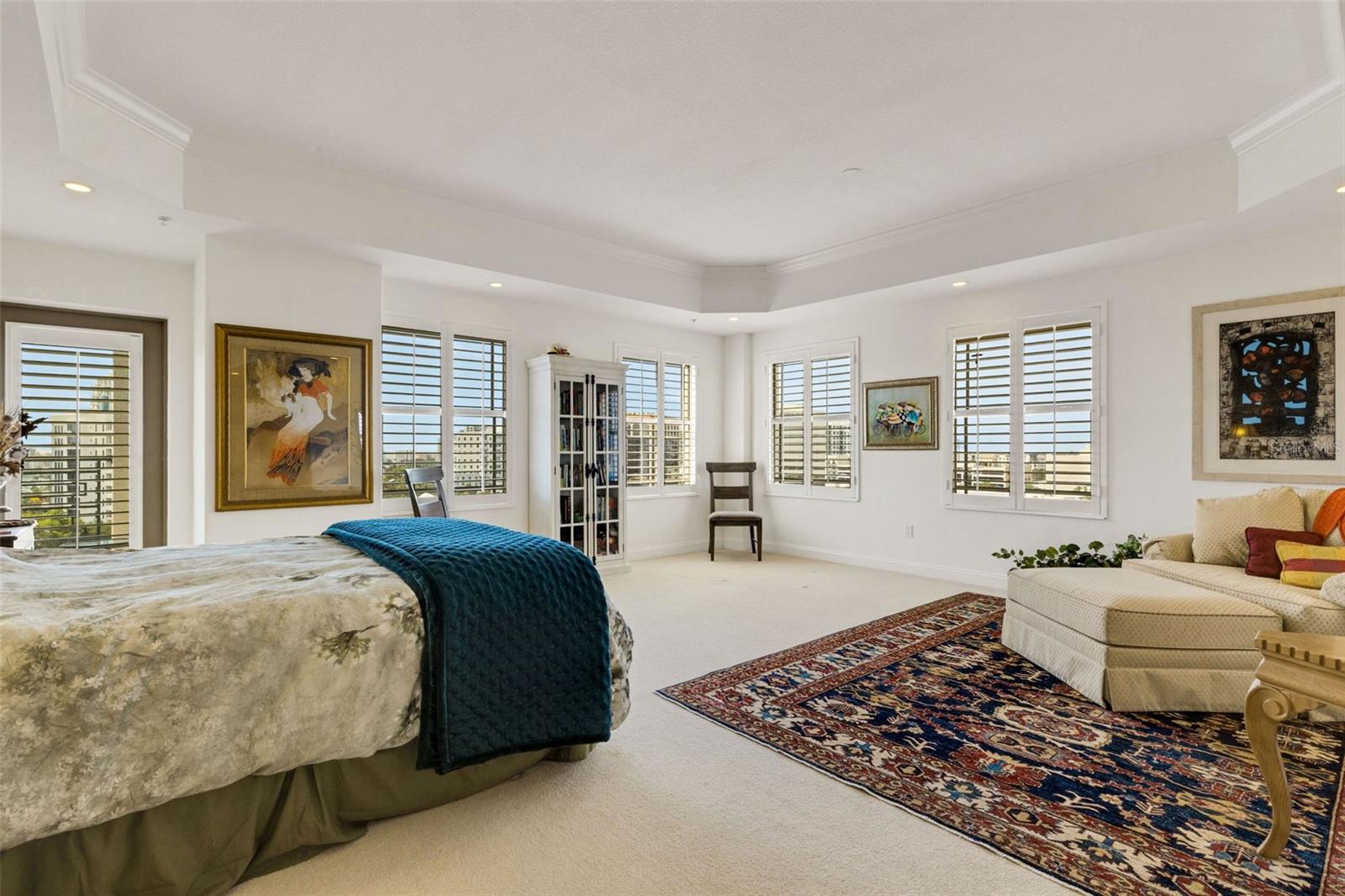 Image 52 of 98 For 505 Orange Avenue 901