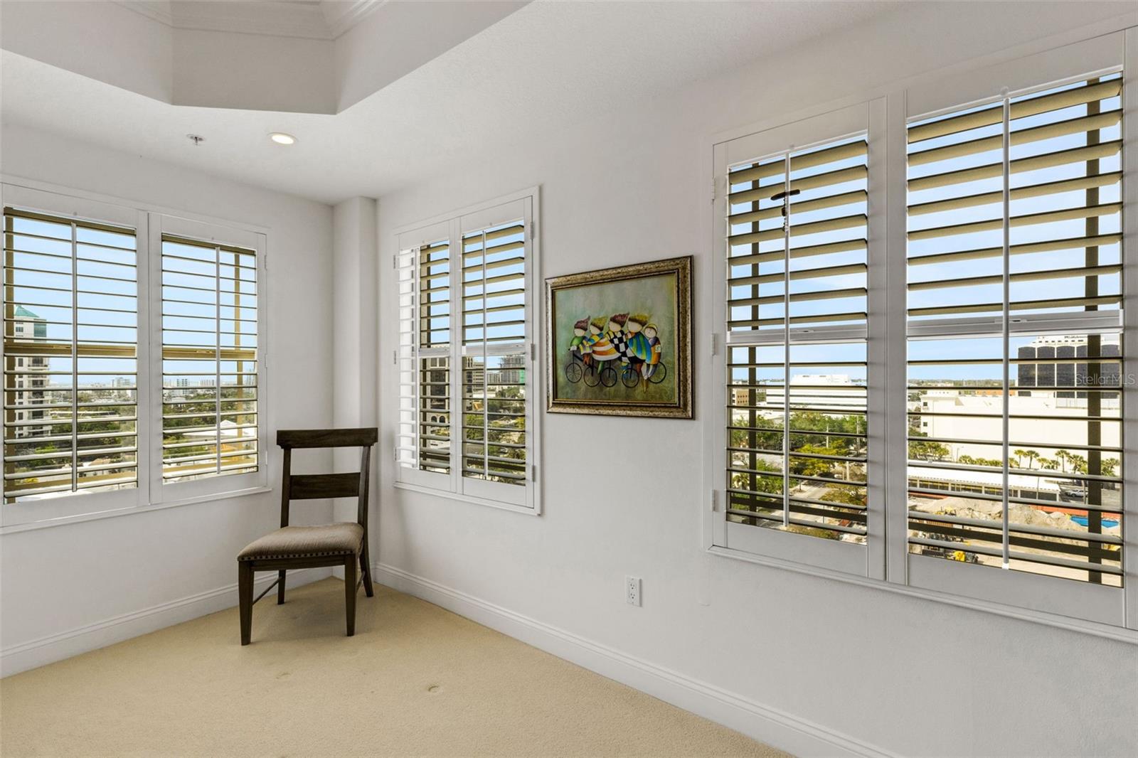 Image 56 of 98 For 505 Orange Avenue 901