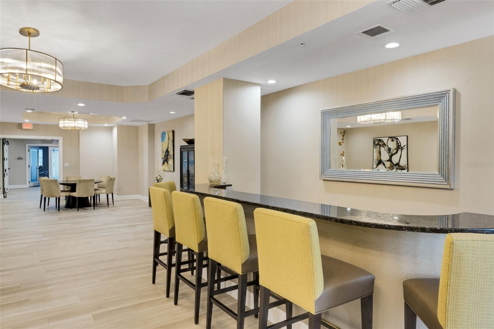 Image 6 of 98 For 505 Orange Avenue 901