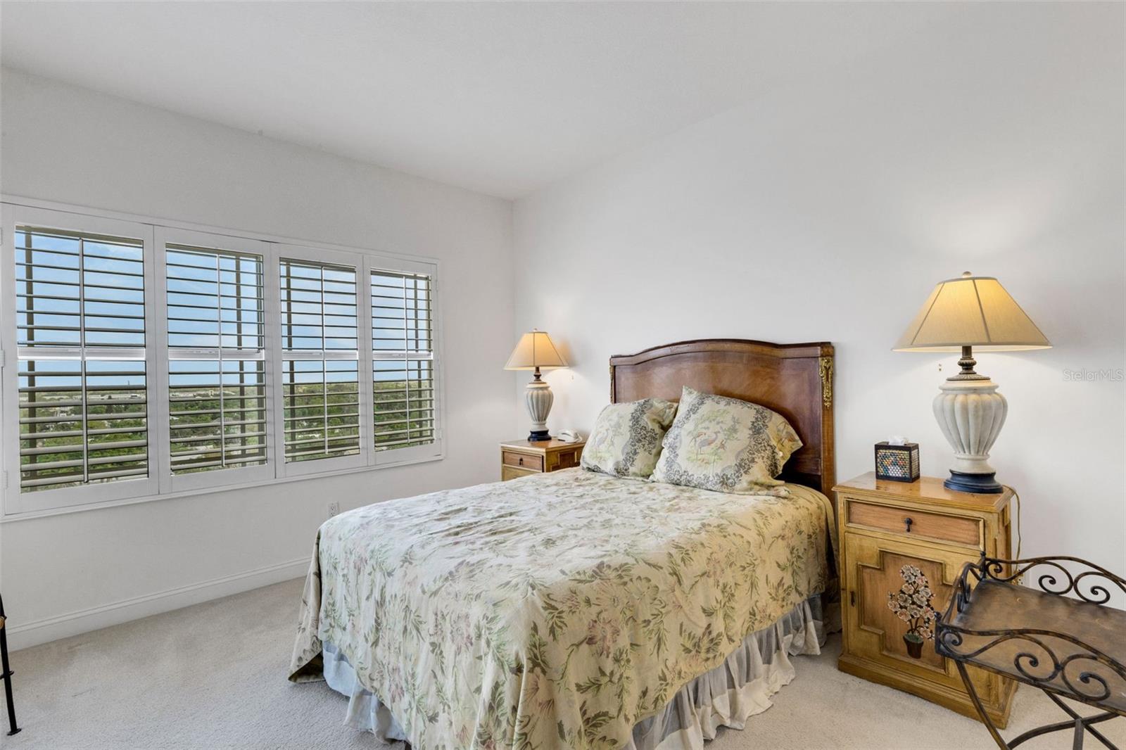 Image 62 of 98 For 505 Orange Avenue 901