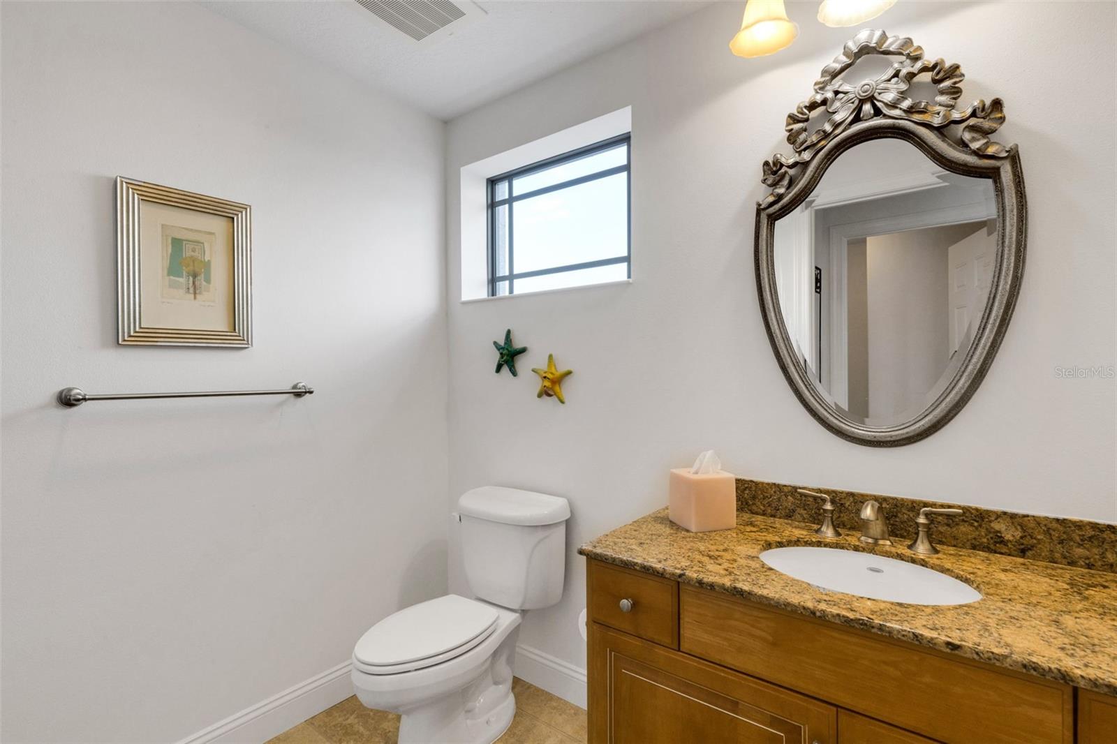 Image 70 of 98 For 505 Orange Avenue 901