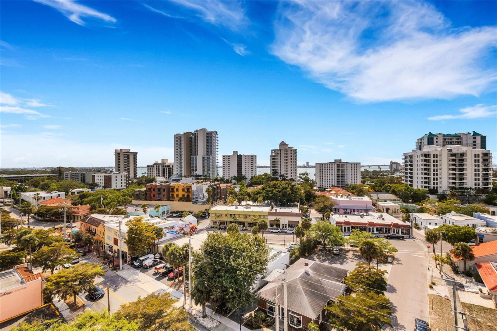 Image 76 of 98 For 505 Orange Avenue 901