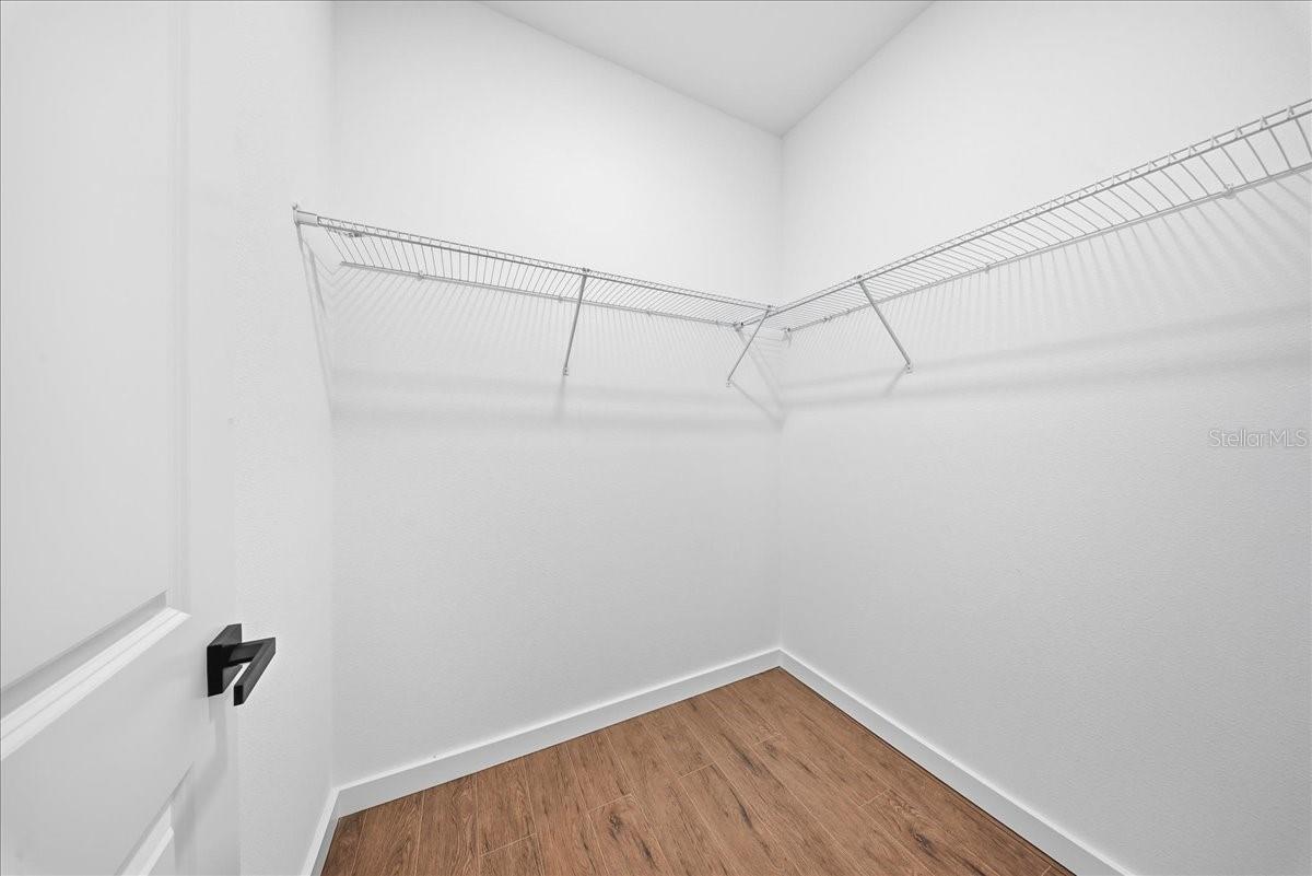 Image 27 of 42 For 6464 Ohio Road