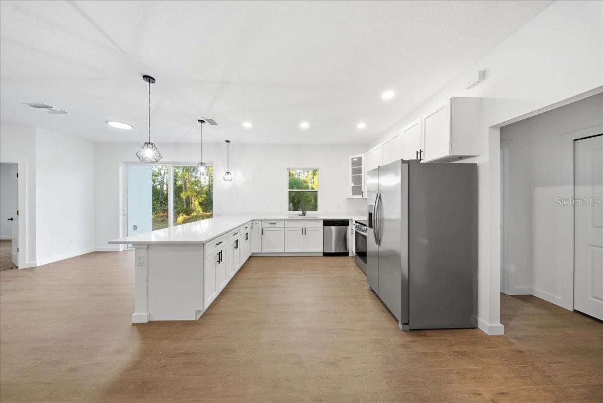 Image 28 of 42 For 6464 Ohio Road