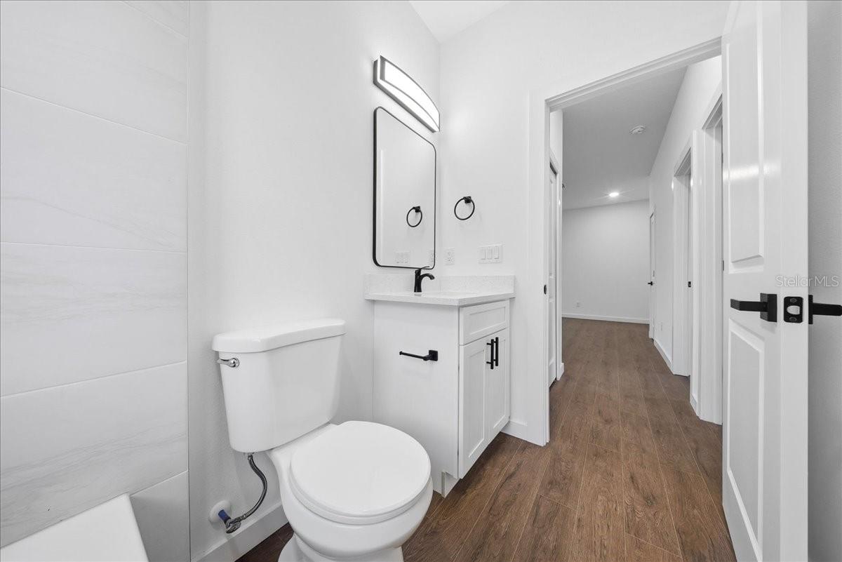 Image 31 of 42 For 6464 Ohio Road