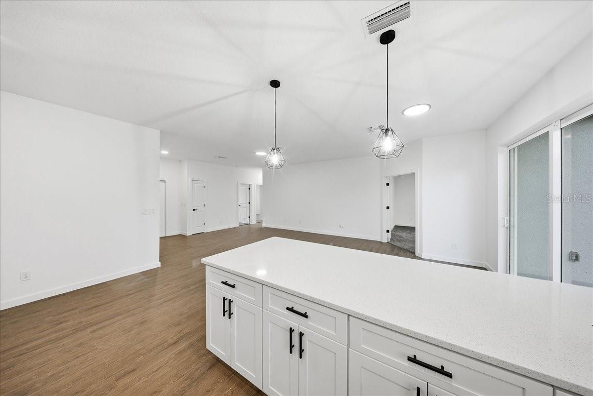 Image 40 of 42 For 6464 Ohio Road