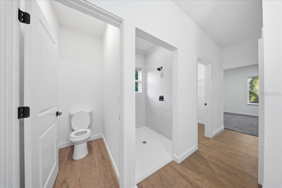 Image 41 of 42 For 6464 Ohio Road