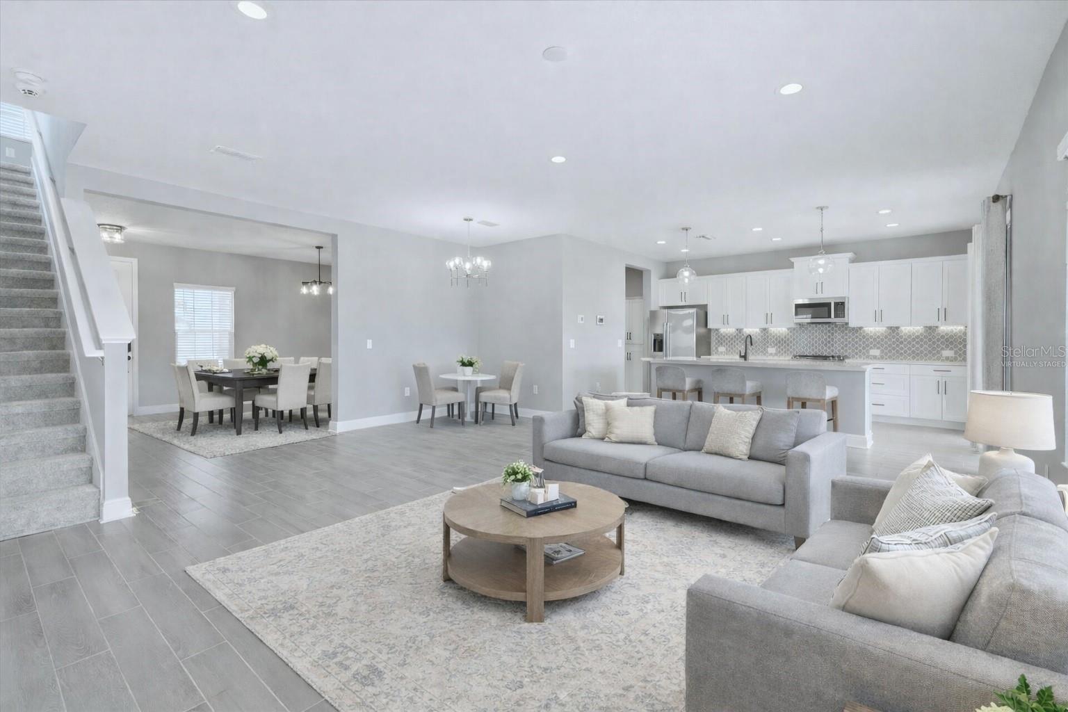 Listing photo id 12 for 10429 Crooked Creek Court