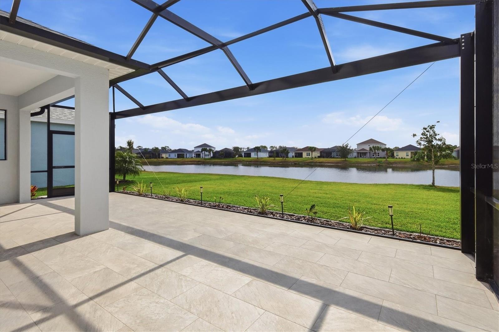 Listing photo id 41 for 10429 Crooked Creek Court