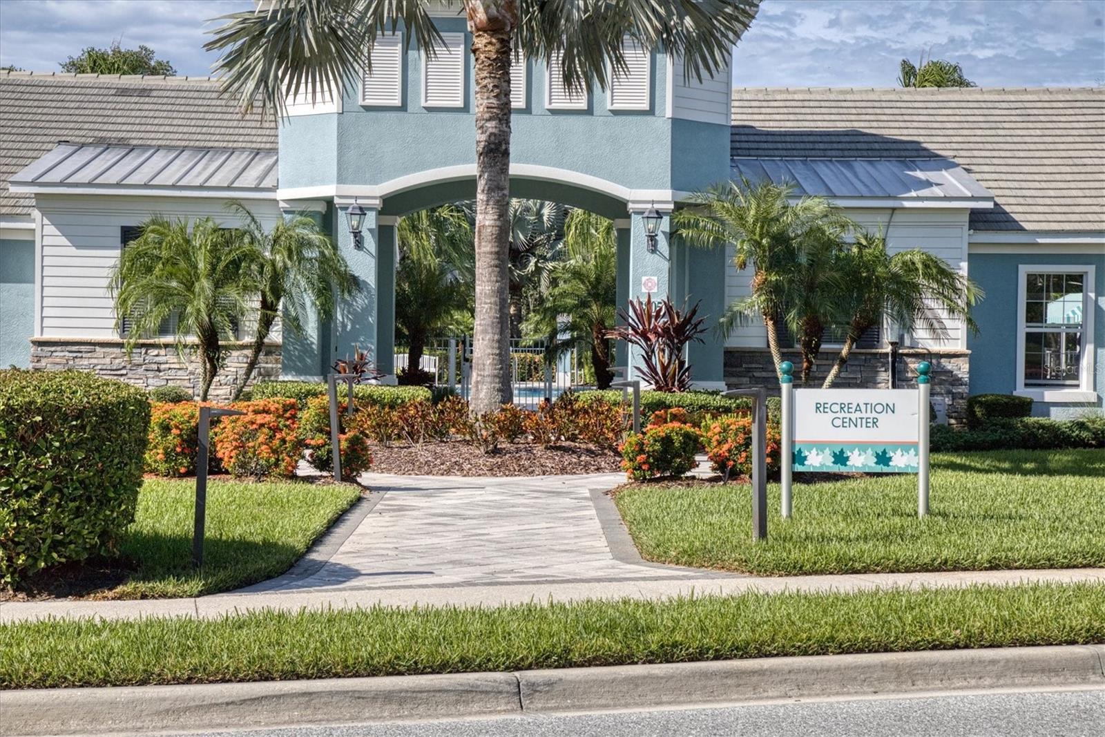 Listing photo id 52 for 10429 Crooked Creek Court