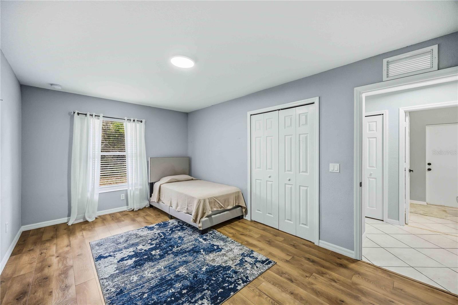 Image 24 of 33 For 1360 Nora Lane