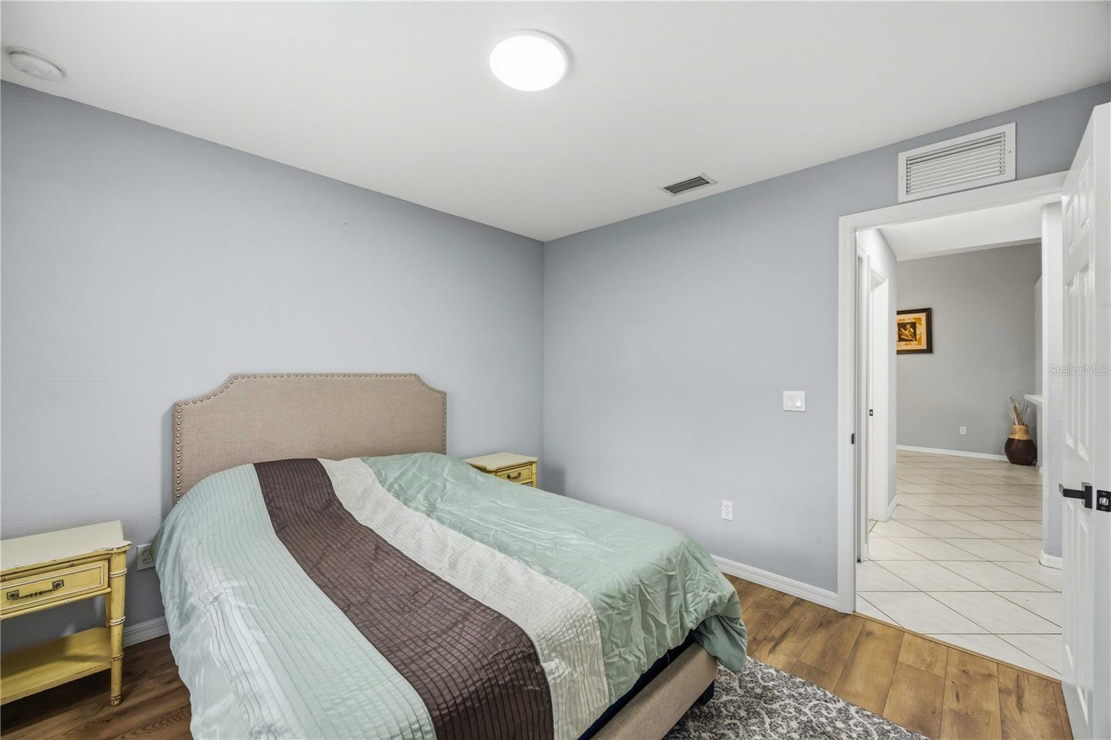 Image 27 of 33 For 1360 Nora Lane