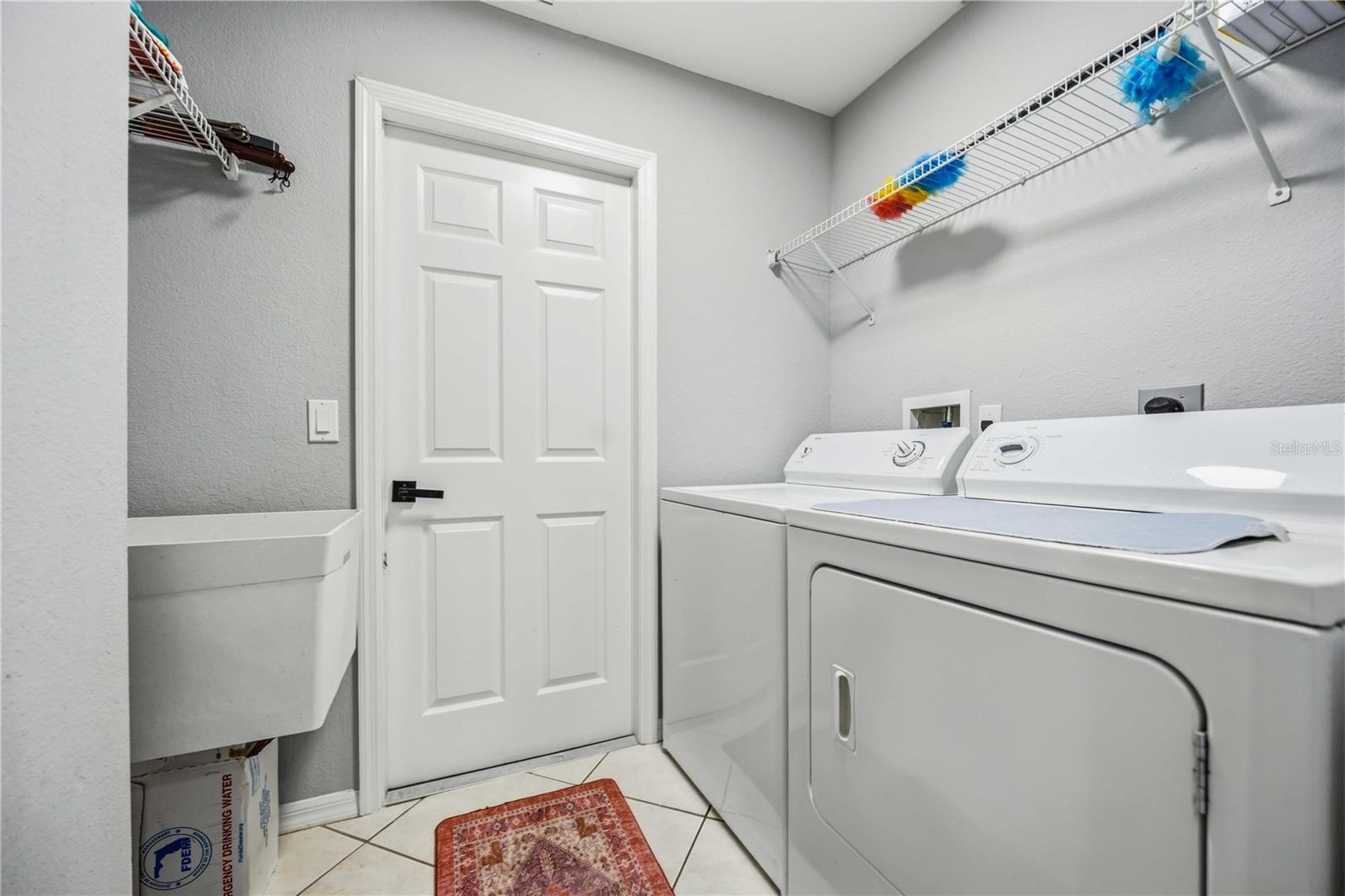 Image 28 of 33 For 1360 Nora Lane