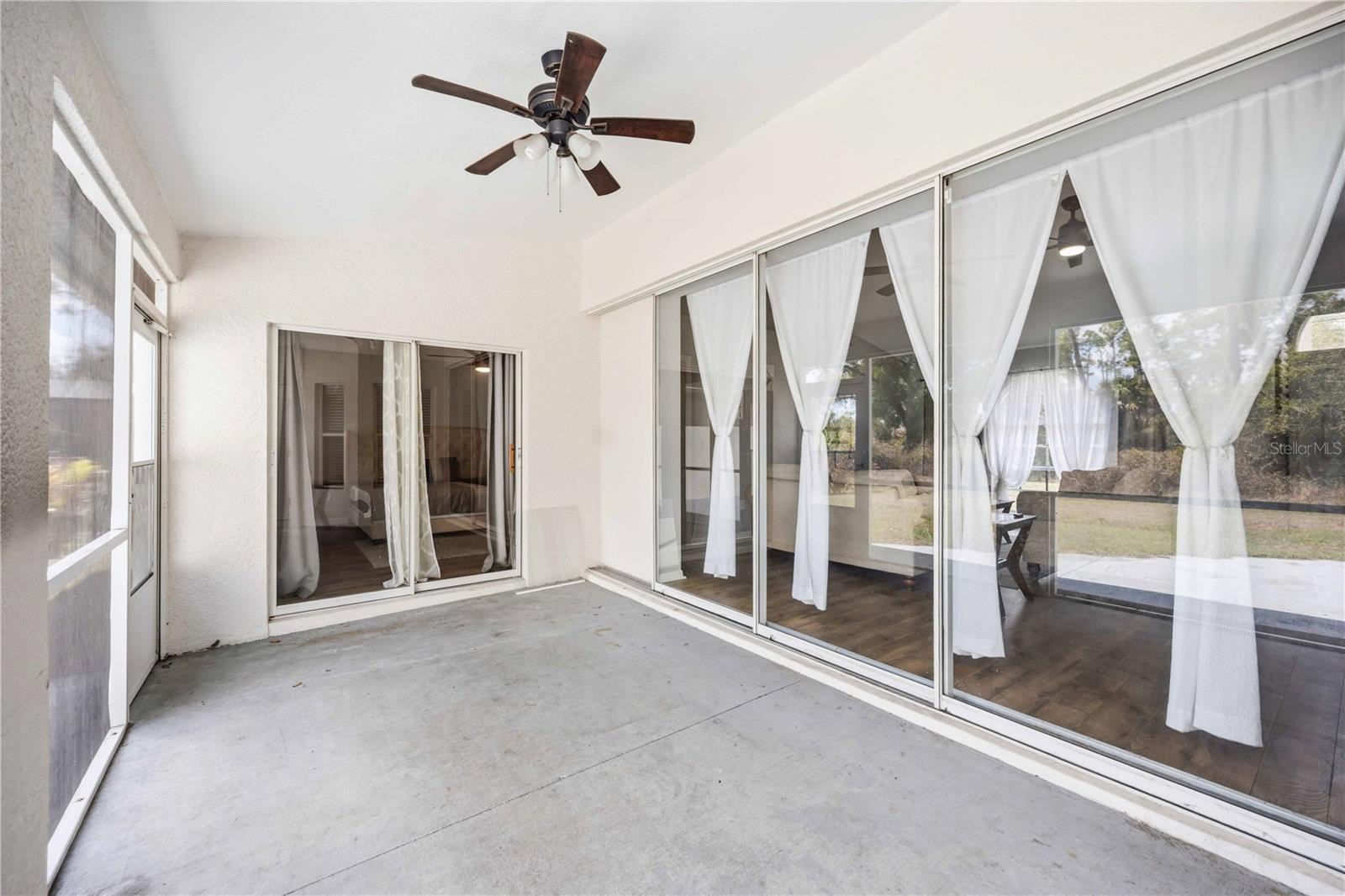 Image 30 of 33 For 1360 Nora Lane