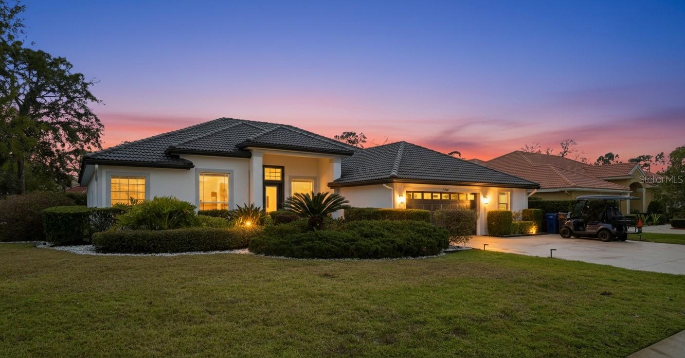 Image 4 of 72 For 7215 Coachlight Street