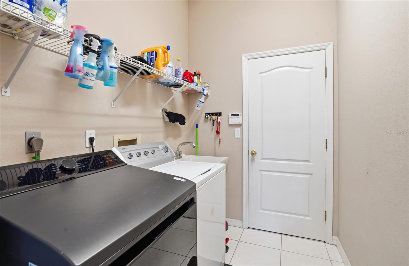 Image 50 of 72 For 7215 Coachlight Street