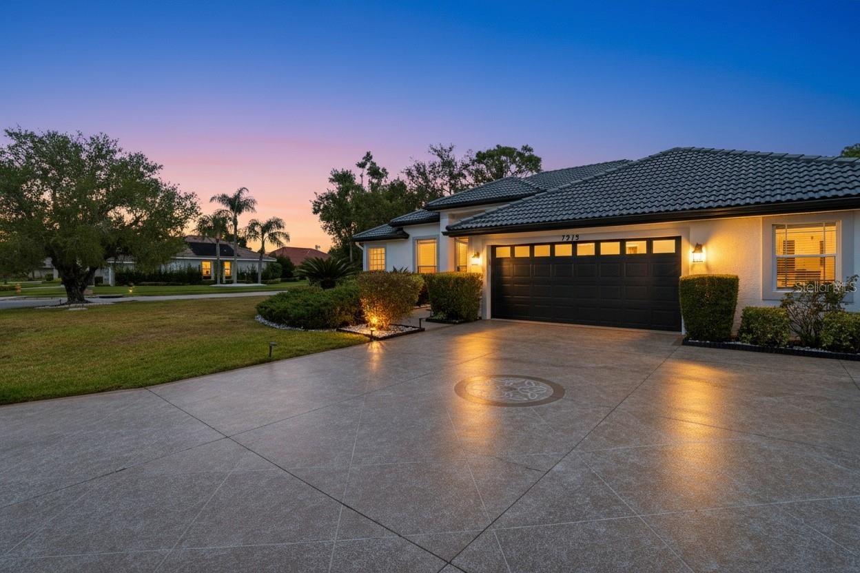 Image 71 of 72 For 7215 Coachlight Street